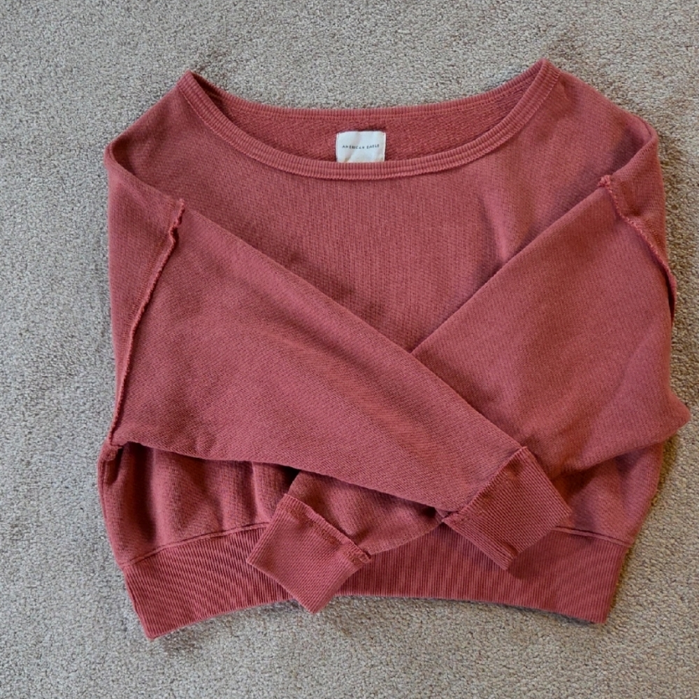 Amer. Eagle Top